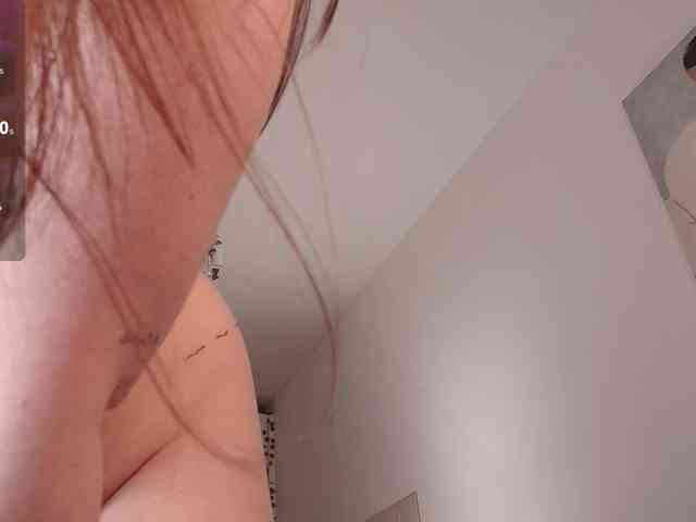XCourtney Sex Cam Show