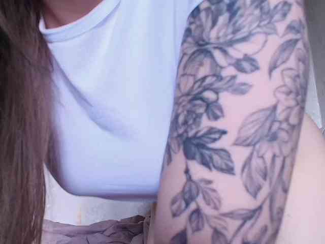 XCourtney webcam