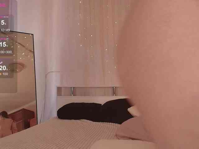 XCourtney webcam