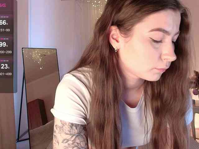 XCourtney webcam