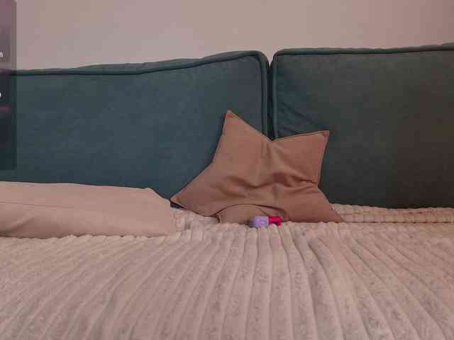 XCourtney Sex Cam Show