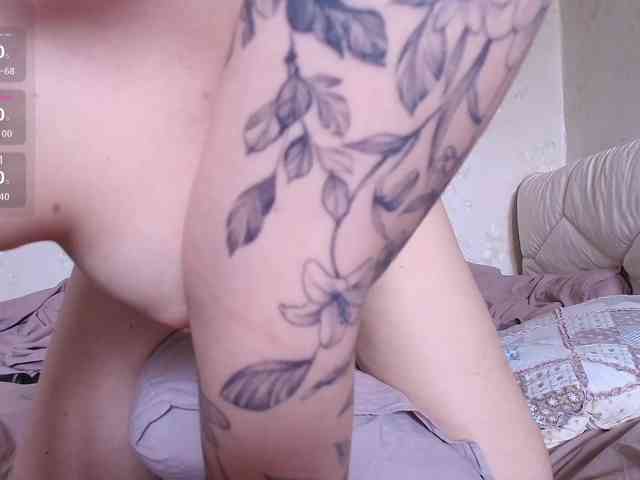 XCourtney webcam