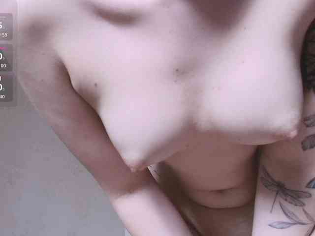 XCourtney XCourtney