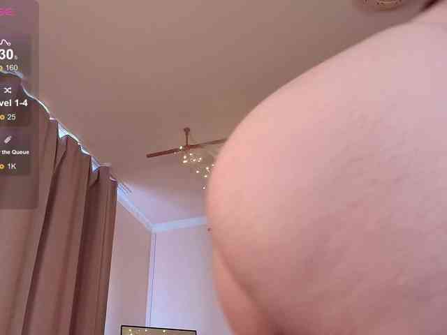 XCourtney webcam