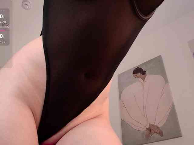 XCourtney webcam