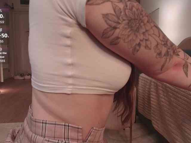XCourtney webcam