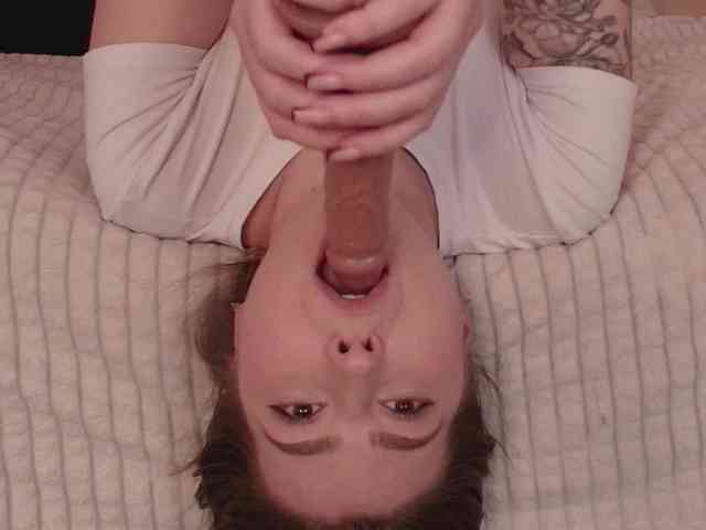 XCourtney webcam