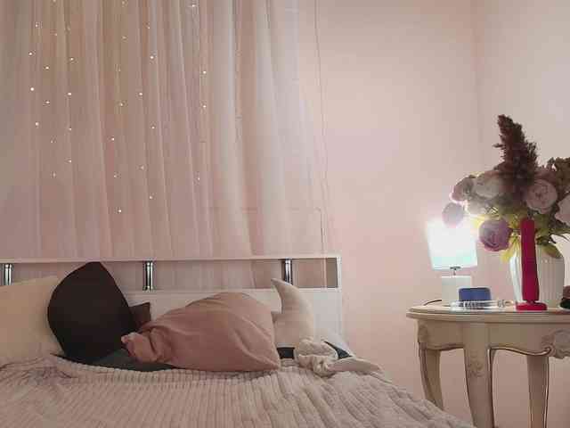 XCourtney webcam