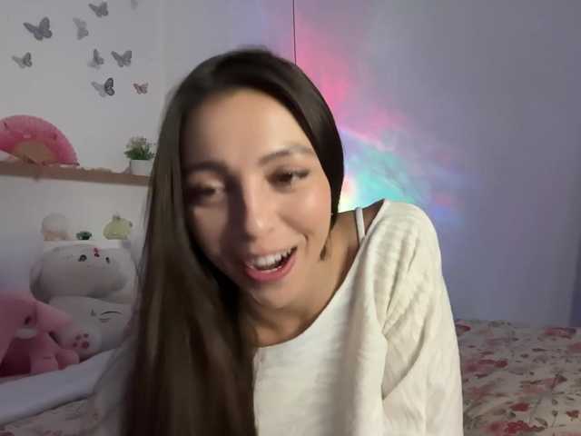 keirasworldd live cam on BongaCams