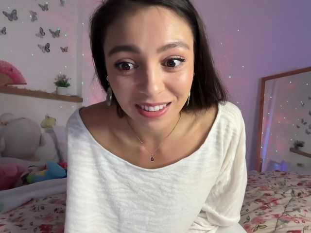 keirasworldd live webcam show