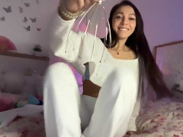 keirasworldd live webcam show
