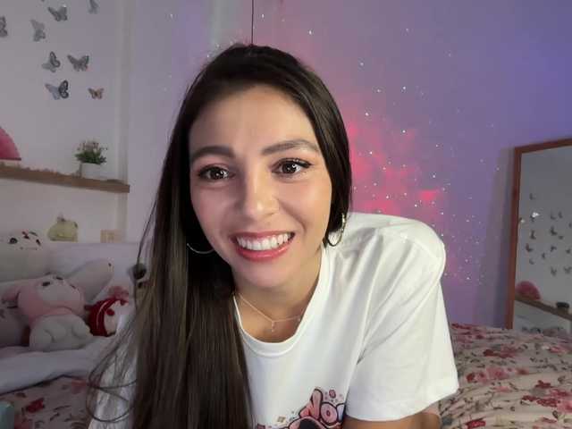 keirasworldd cam belle