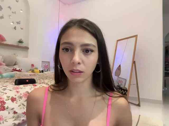 keirasworldd webcam