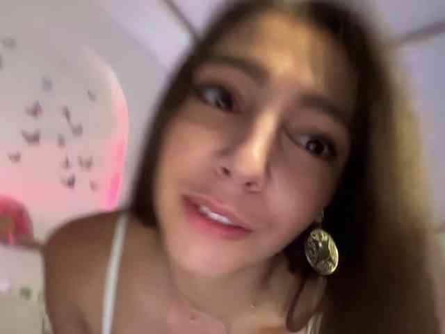 keirasworldd webcam