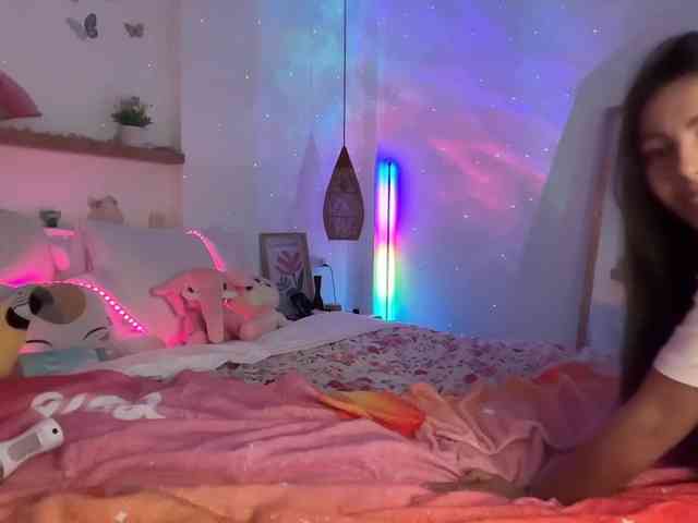 keirasworldd webcam