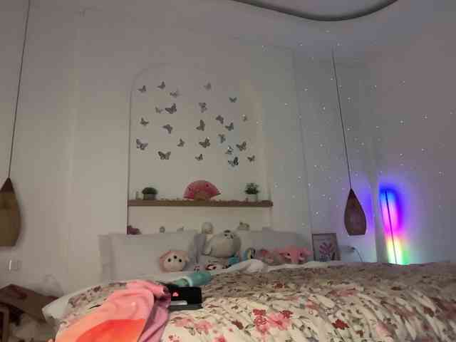 keirasworldd webcam