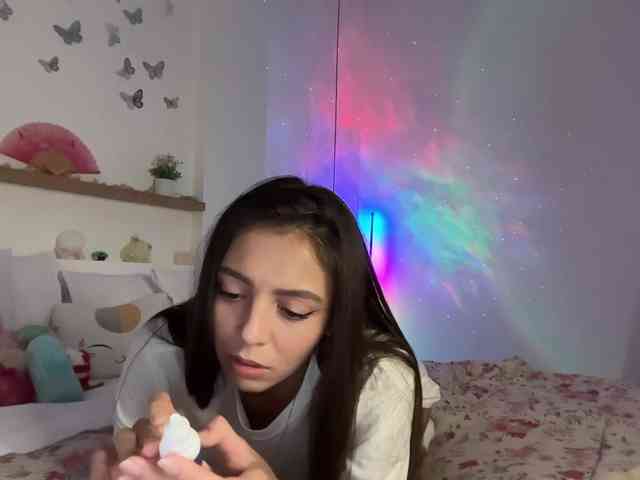 keirasworldd webcam