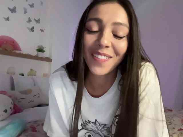 keirasworldd Live Webcam on BongaCams