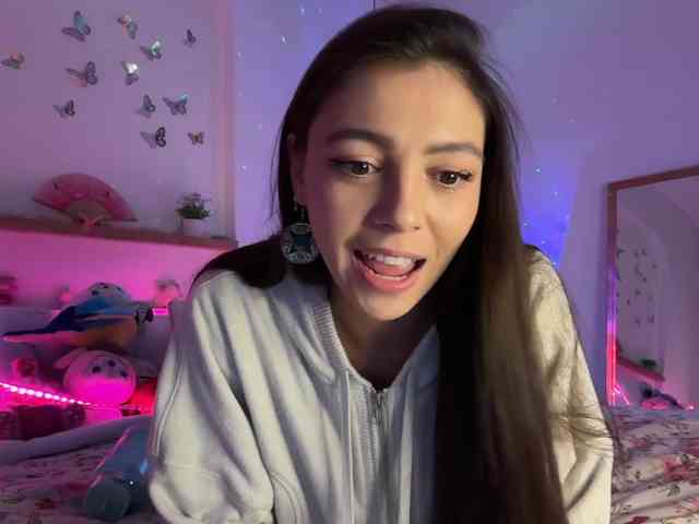 keirasworldd webcam