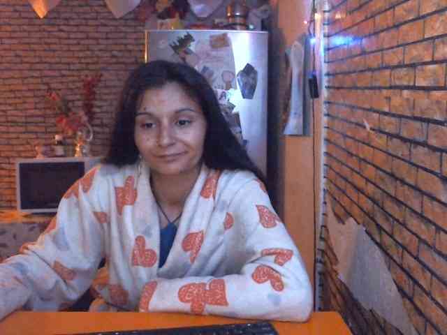 couplereal webcam