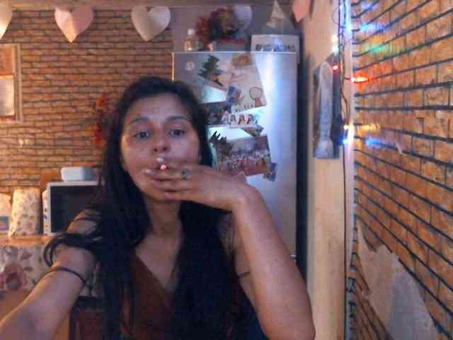 couplereal webcam