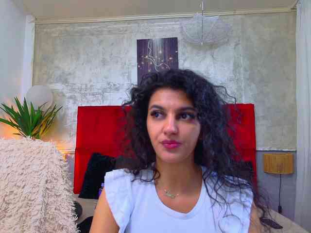 YasmineDelight webcam
