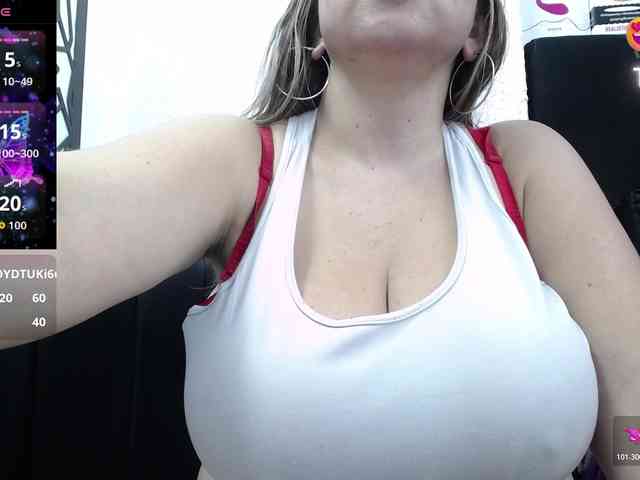 big-tits-horny webcam
