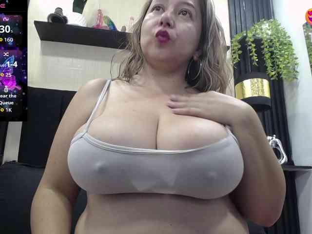 big-tits-horny webcam
