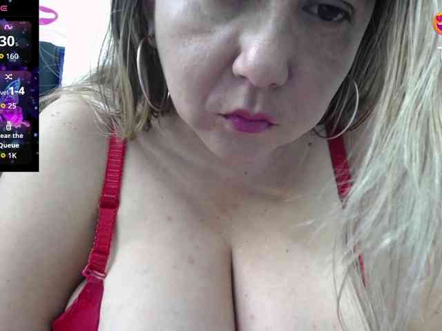 big-tits-horny webcam