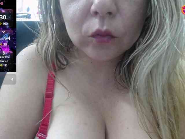big-tits-horny webcam