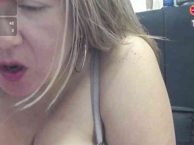big-tits-horny big-tits-horny