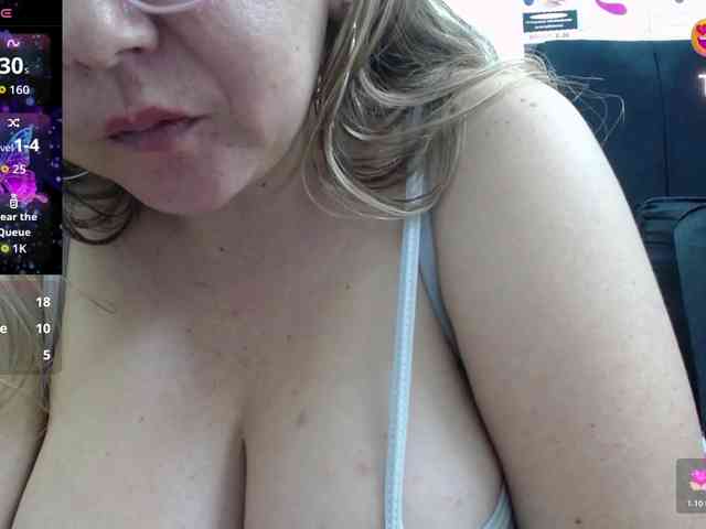 big-tits-horny webcam