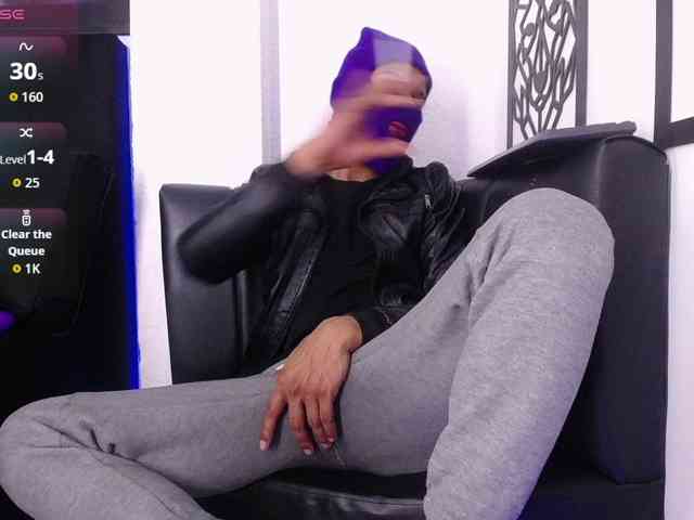 big-tits-horny webcam