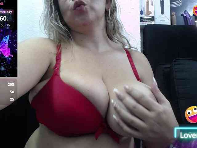 big-tits-horny webcam