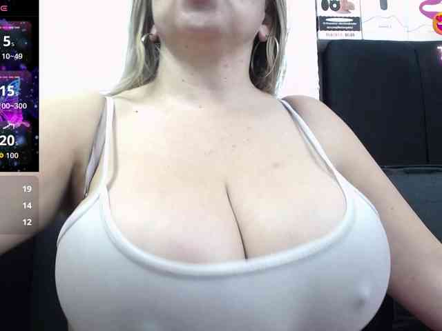 big-tits-horny webcam