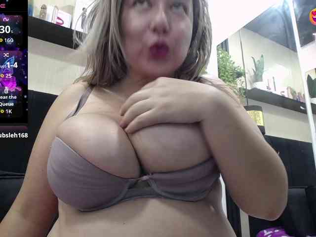 big-tits-horny webcam