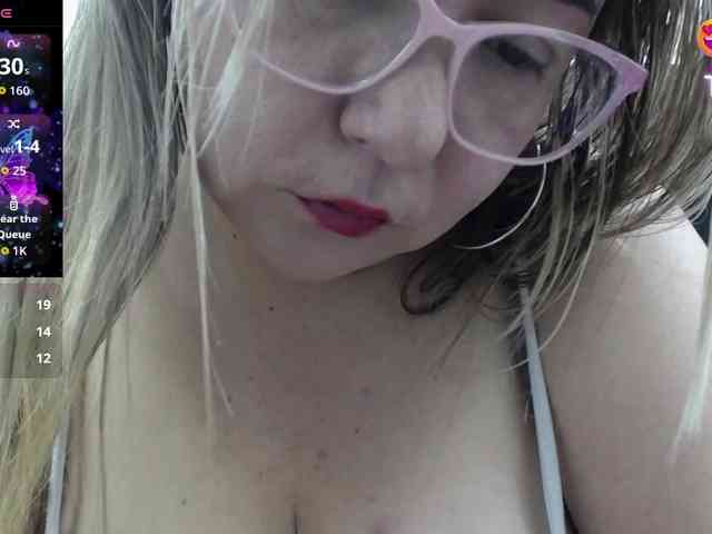big-tits-horny webcam