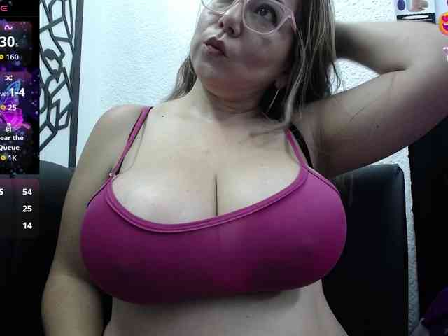 big-tits-horny webcam