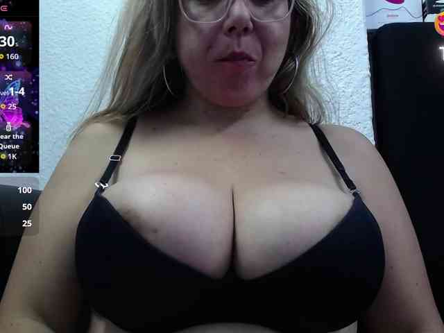 big-tits-horny webcam
