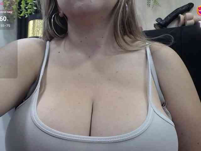 big-tits-horny webcam