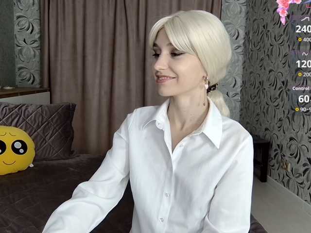 MillaLunaStiy live cam on BongaCams