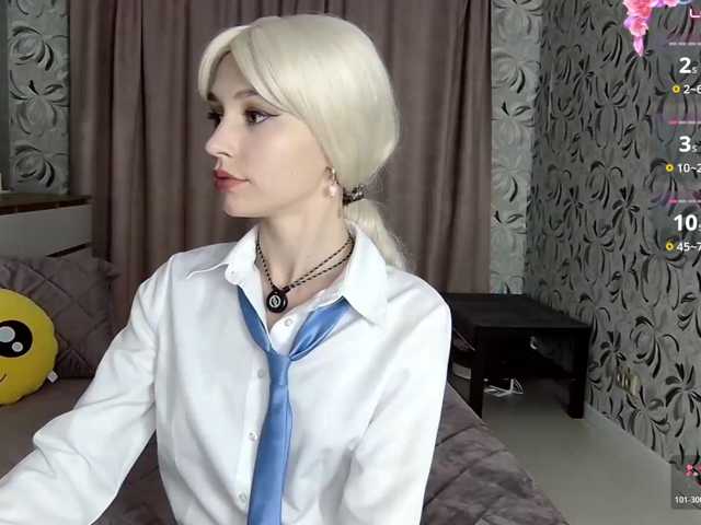 MillaLunaStiy live cam on BongaCams