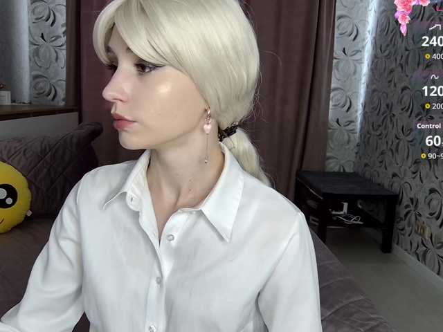 MillaLunaStiy live cam on BongaCams