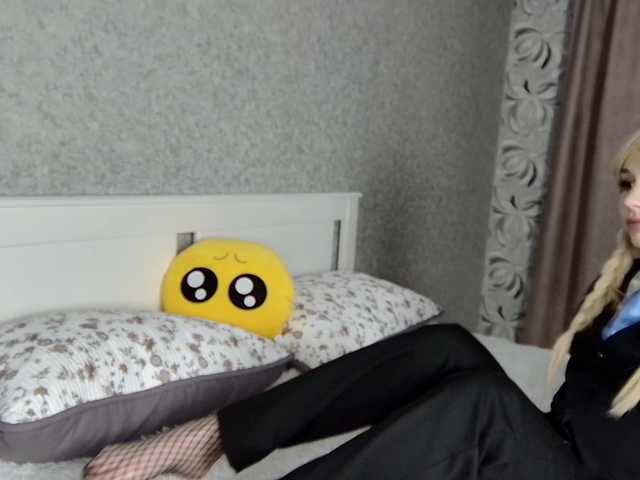 MillaLunaStiy live cam on BongaCams