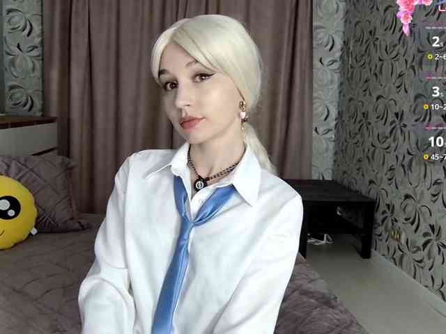 Модель: MillaLunaStiy