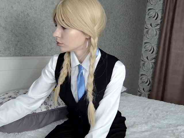 MillaLunaStiy webcam