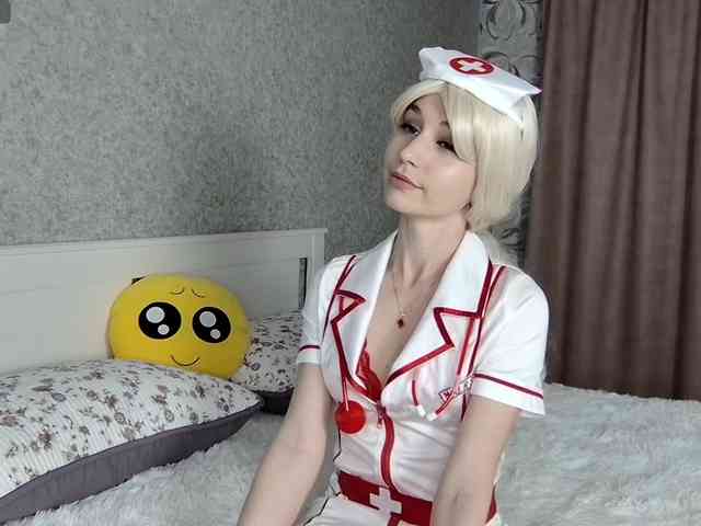 MillaLunaStiy webcam