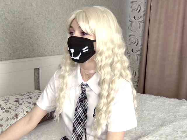 Модель: MillaLunaStiy