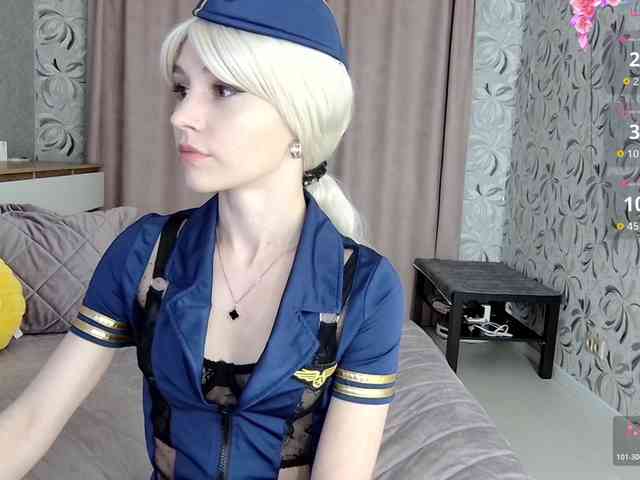 MillaLunaStiy webcam