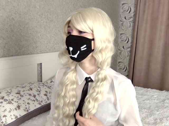 MillaLunaStiy webcam